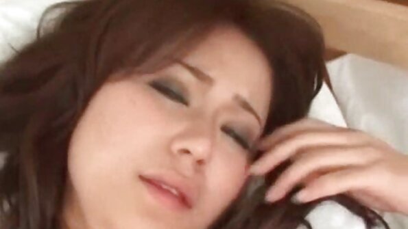 Tina filme porno cu maturi Kay, Danny D, Rebecca mai regina Tronurilor: Partea 1 (O parodie XXX) [cel mai bun din Brazzers]